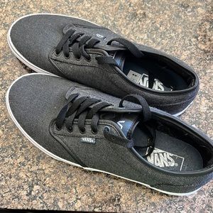 Brand New Vans Charcoal Gray Size 10